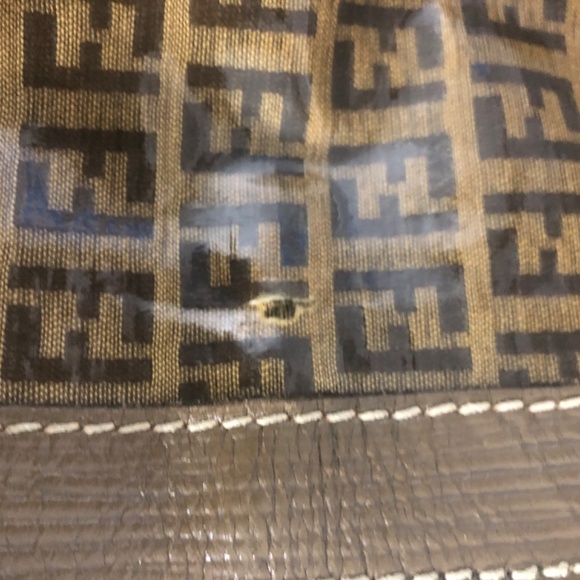 💥SOLD💥🌺Restored Authentic Fendi Monogram Boston Satchel🌺 - Picture 14 of 14